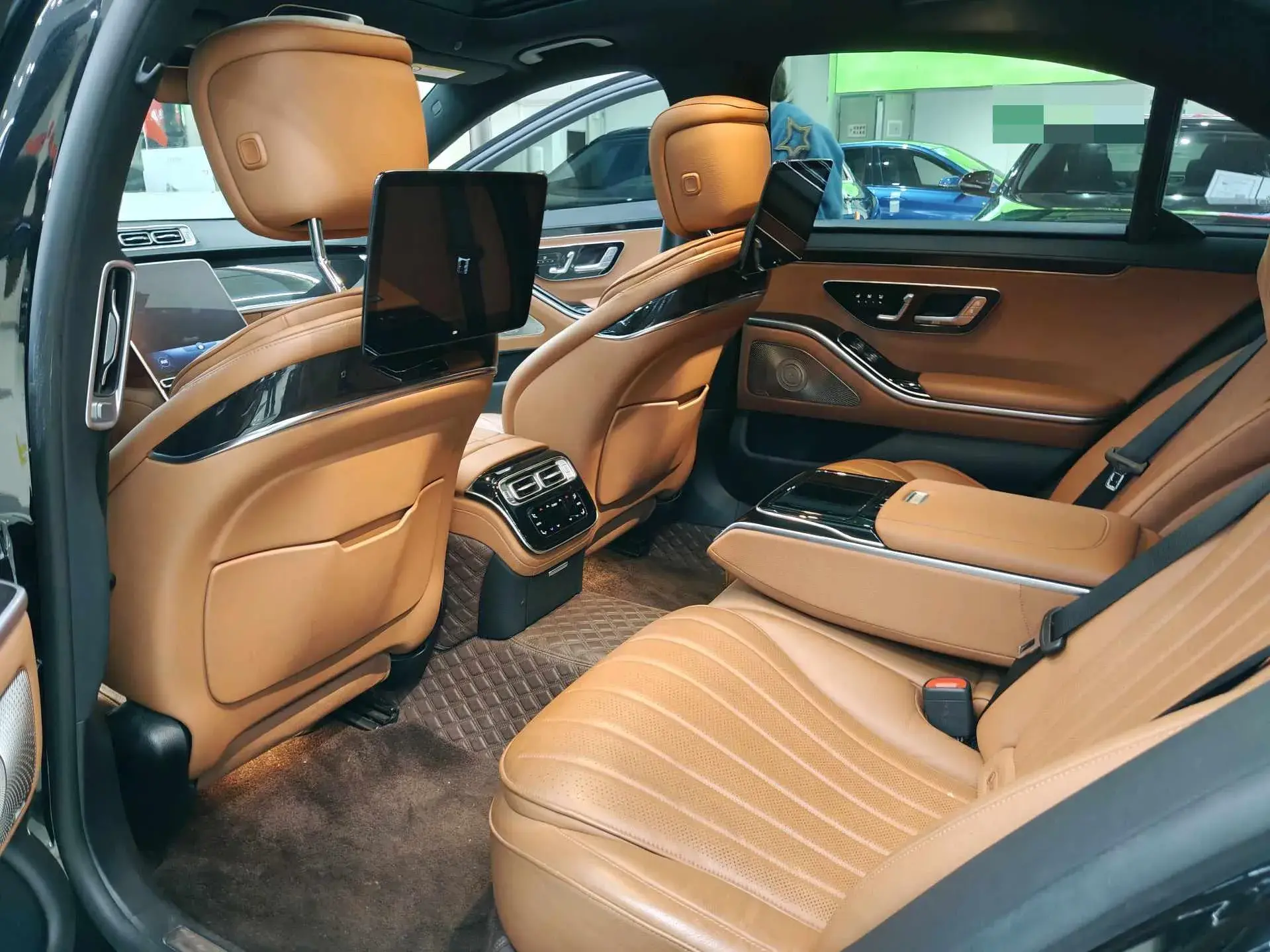 2023 MERCEDES-BENZ S thumbnail 4