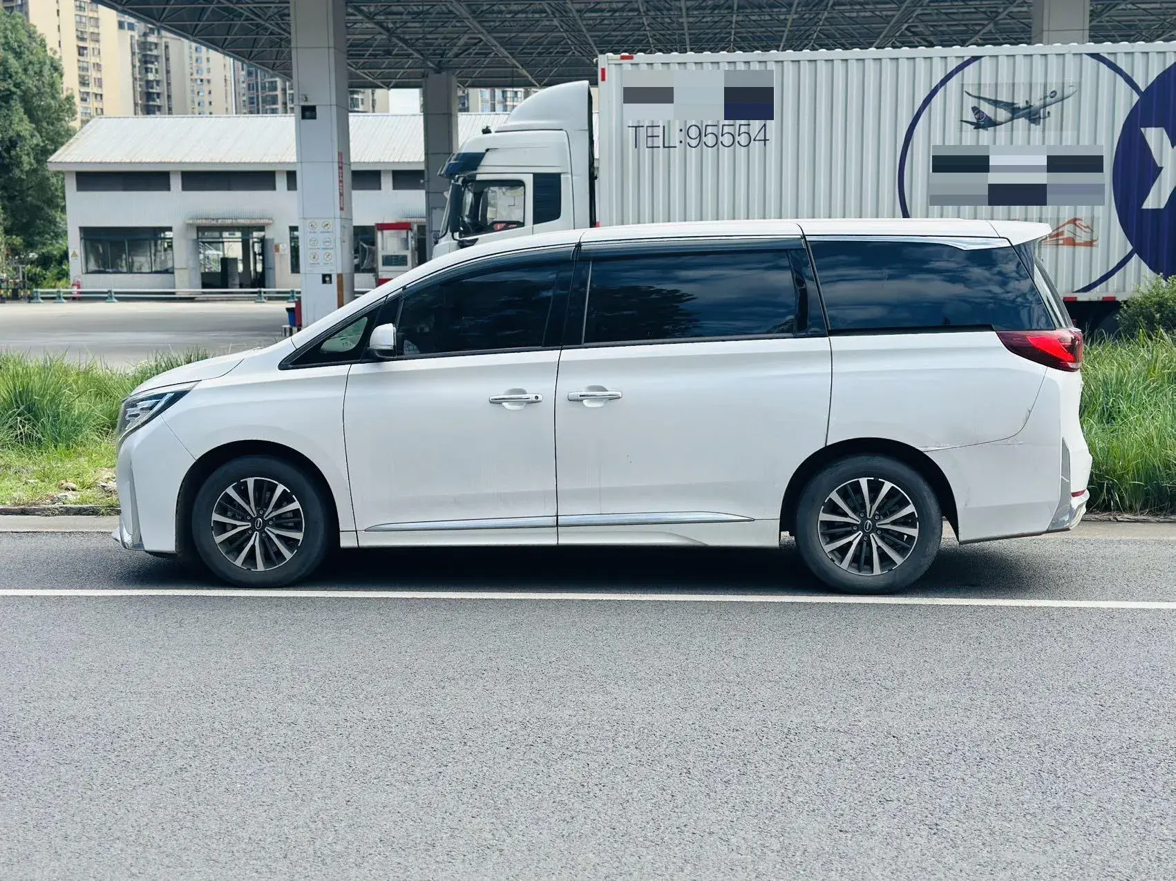 2023 GAC TRUMPCHI thumbnail 4