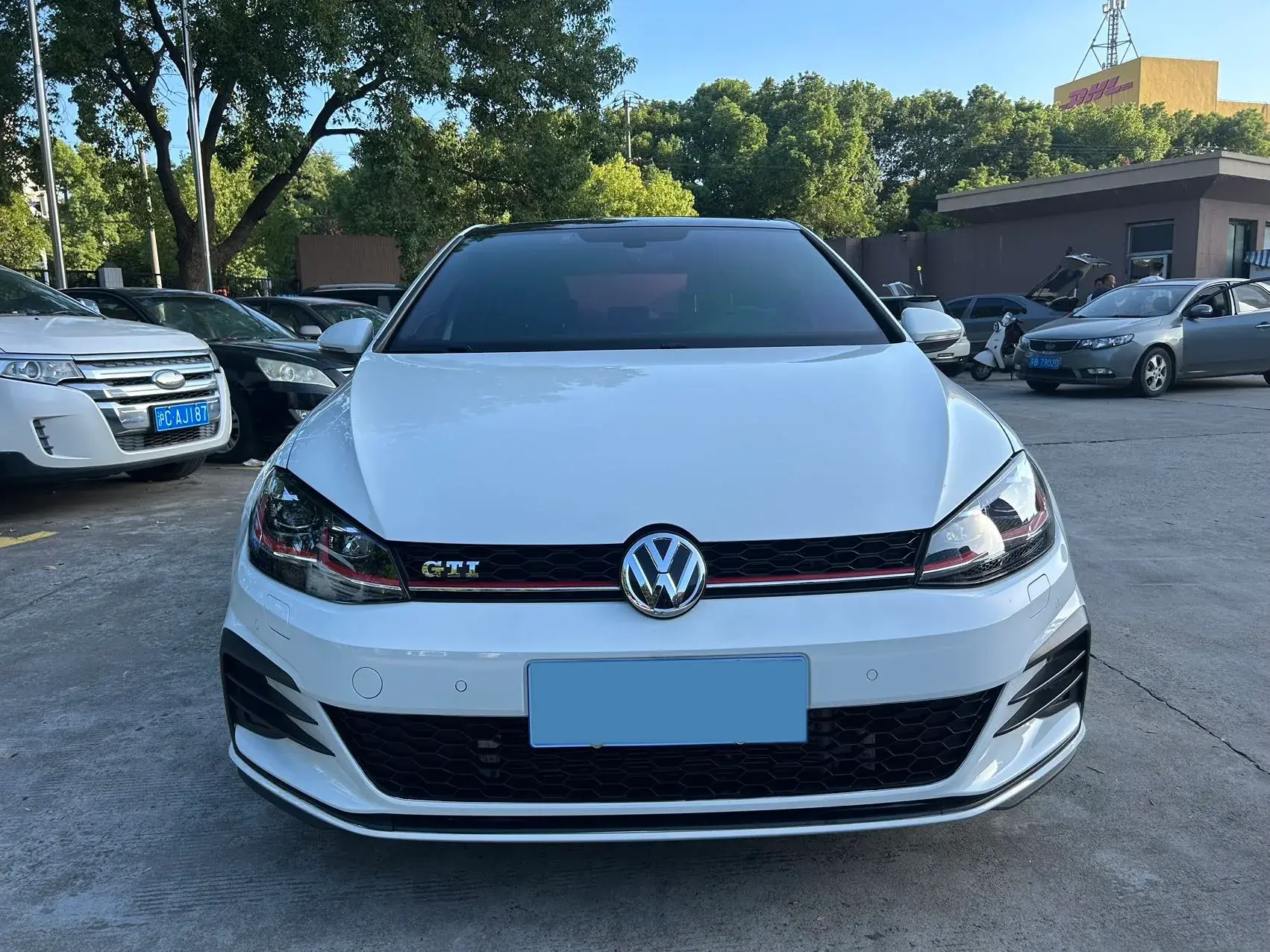 2018 VOLKSWAGEN GOLFGTI thumbnail 2