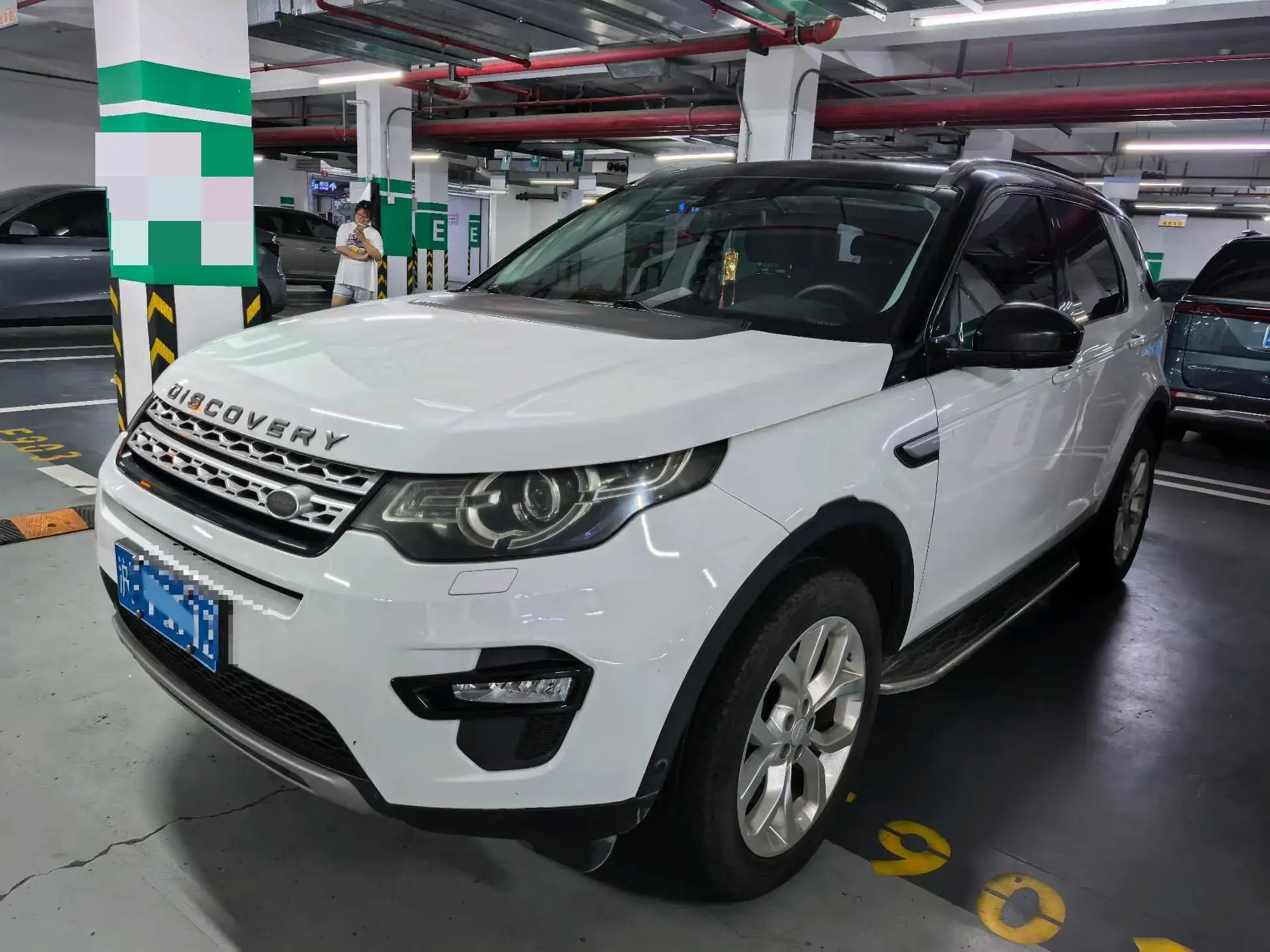 2018 LAND ROVER view 1