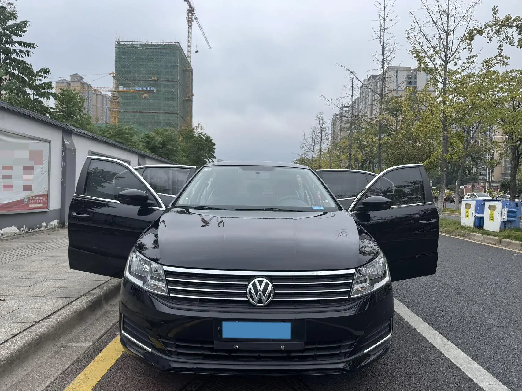 2019 VOLKSWAGEN LAVIDA thumbnail 2