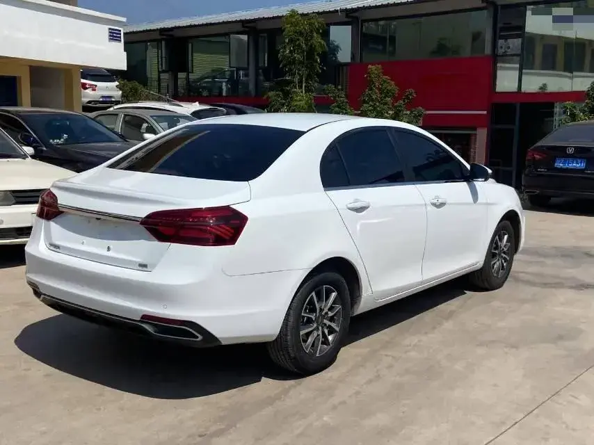 2019 GEELY EMGRAND thumbnail 4