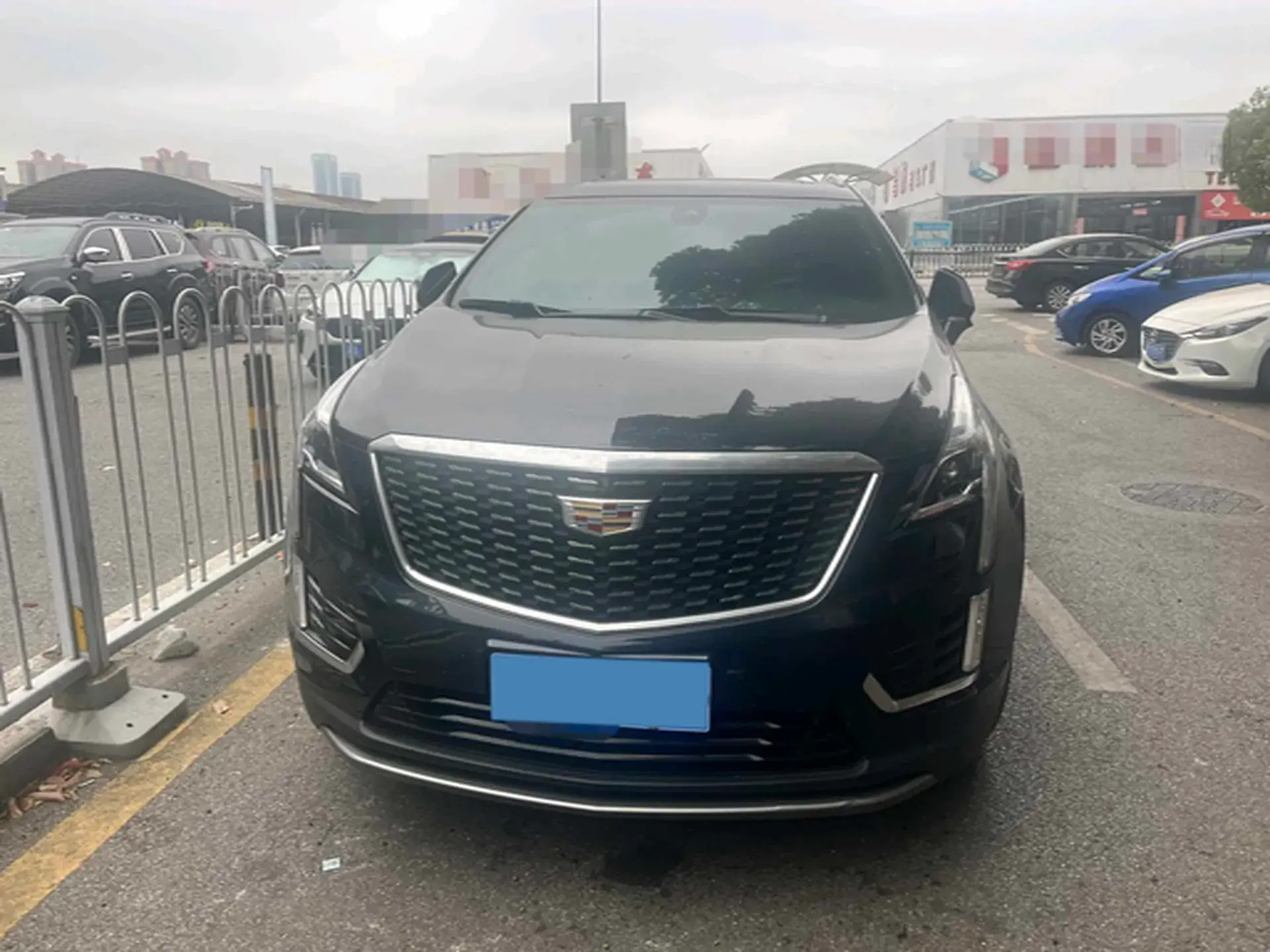 2022 CADILLAC XT5 thumbnail 2