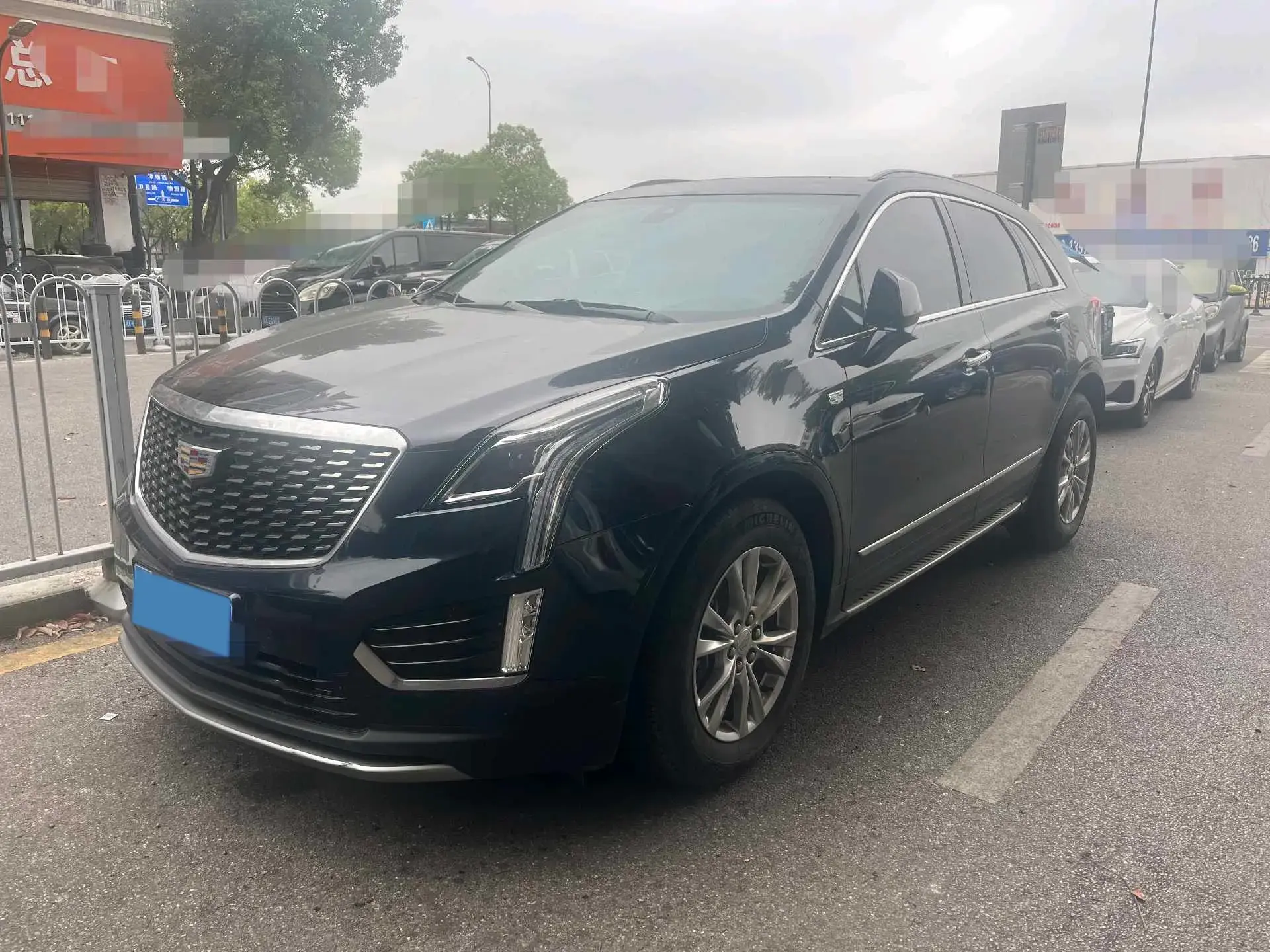 2022 CADILLAC XT5 view 1