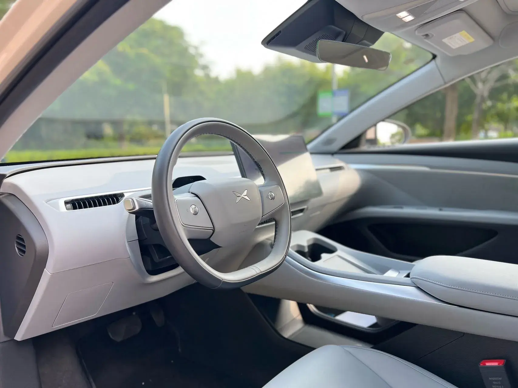 2024 XPENG MONA thumbnail 4