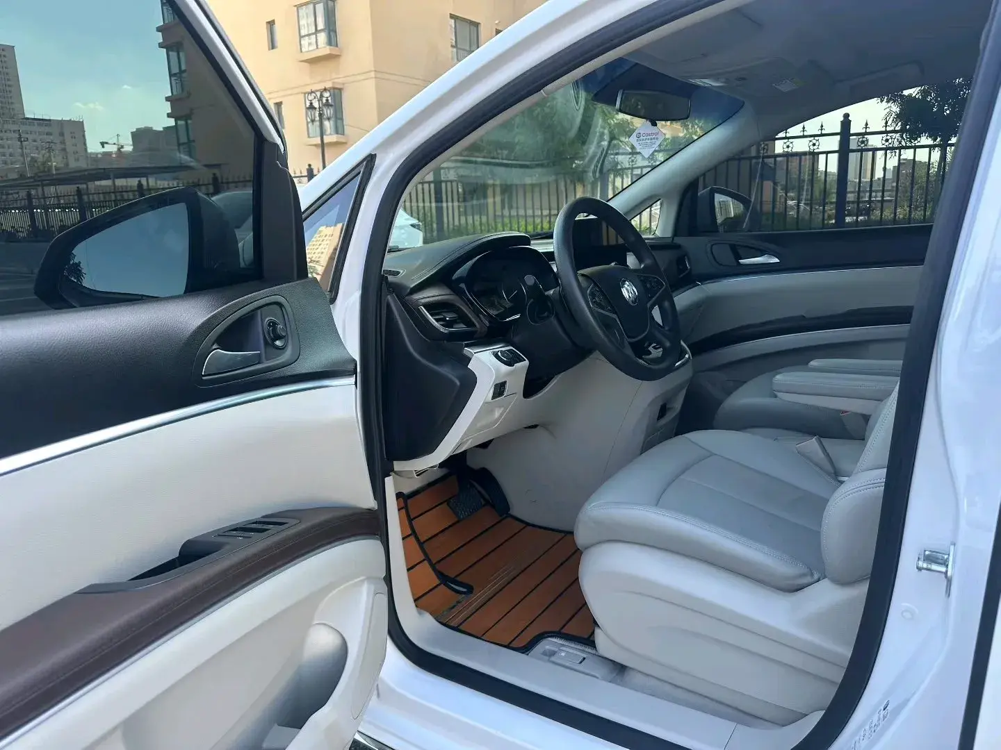 2023 BUICK GL8 thumbnail 4