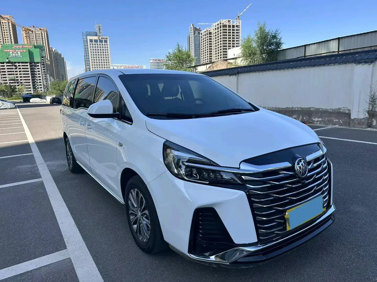 2023 BUICK GL8 thumbnail 3