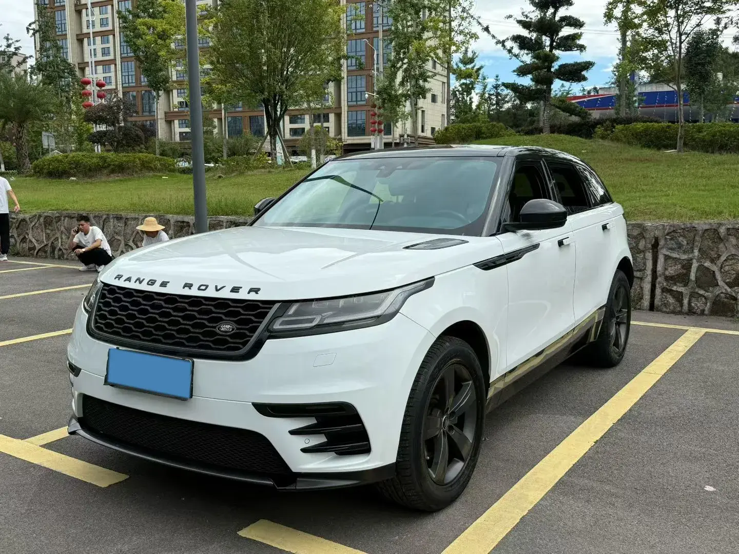 2018 LAND ROVER view 1