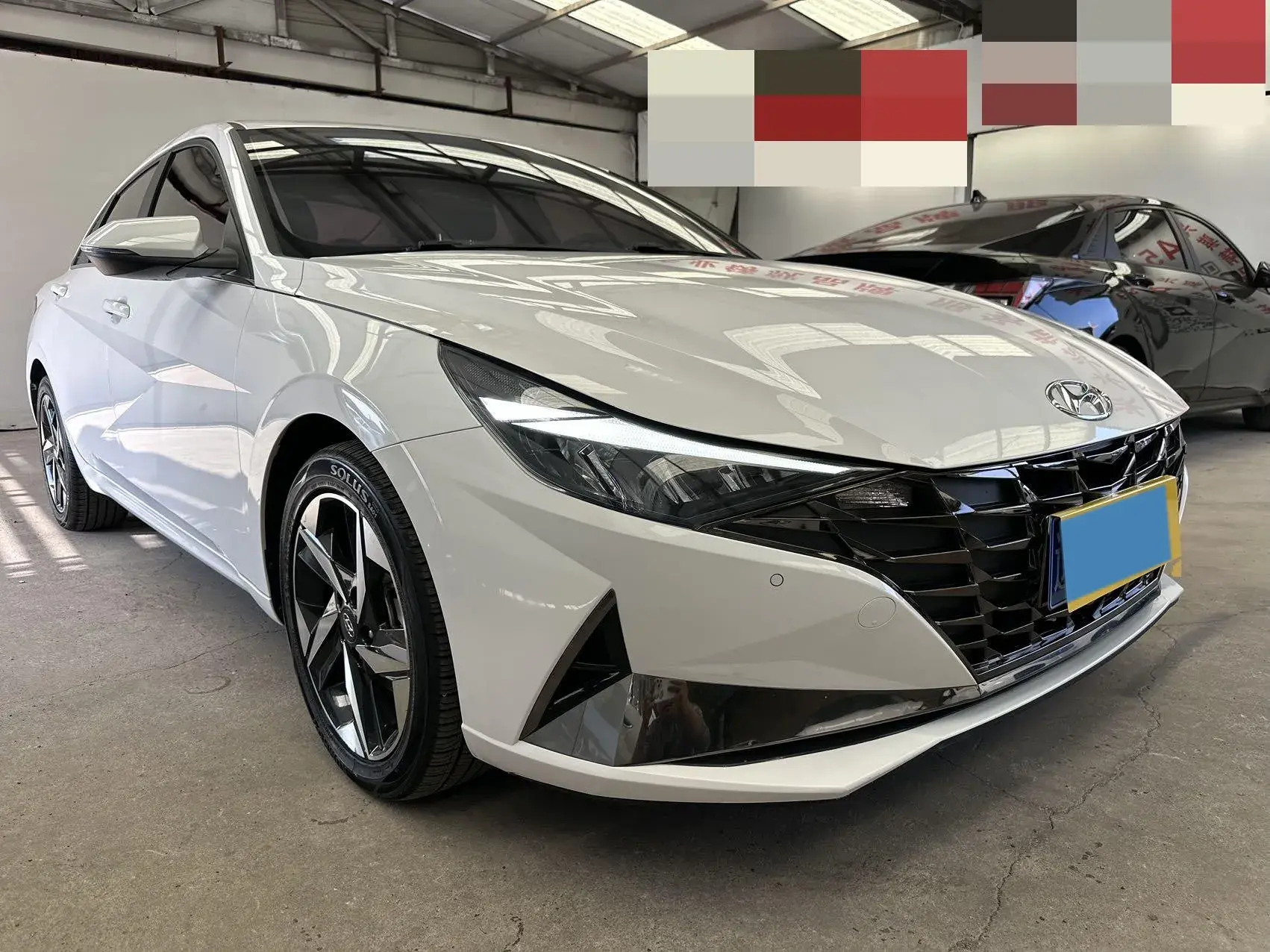 2022 HYUNDAI ELANTRA thumbnail 3