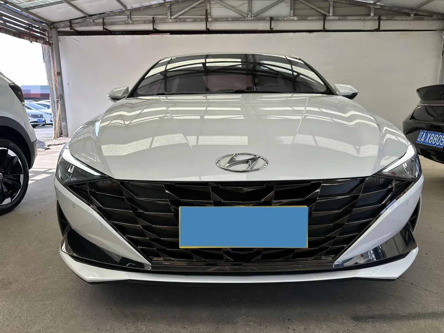 2022 HYUNDAI ELANTRA thumbnail 2