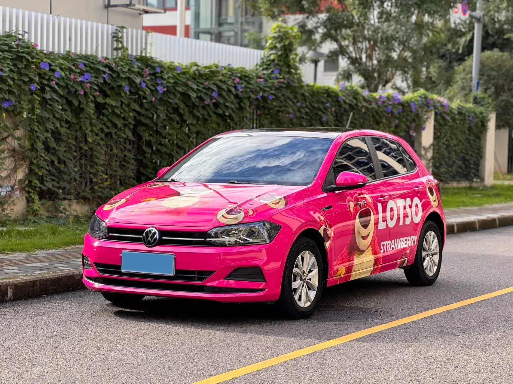 2021 VOLKSWAGEN POLO view 1