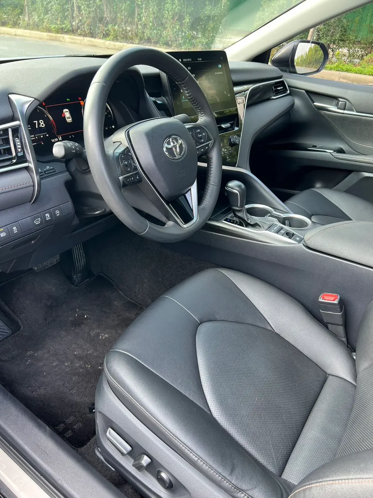 2021 TOYOTA CAMRY thumbnail 4