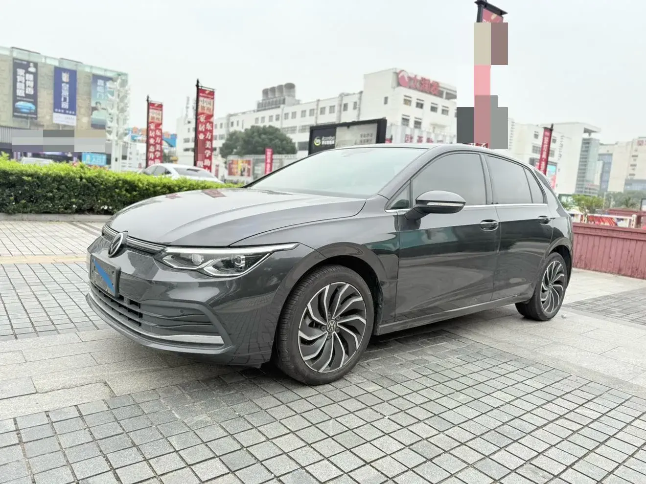 2021 VOLKSWAGEN GOLF view 1