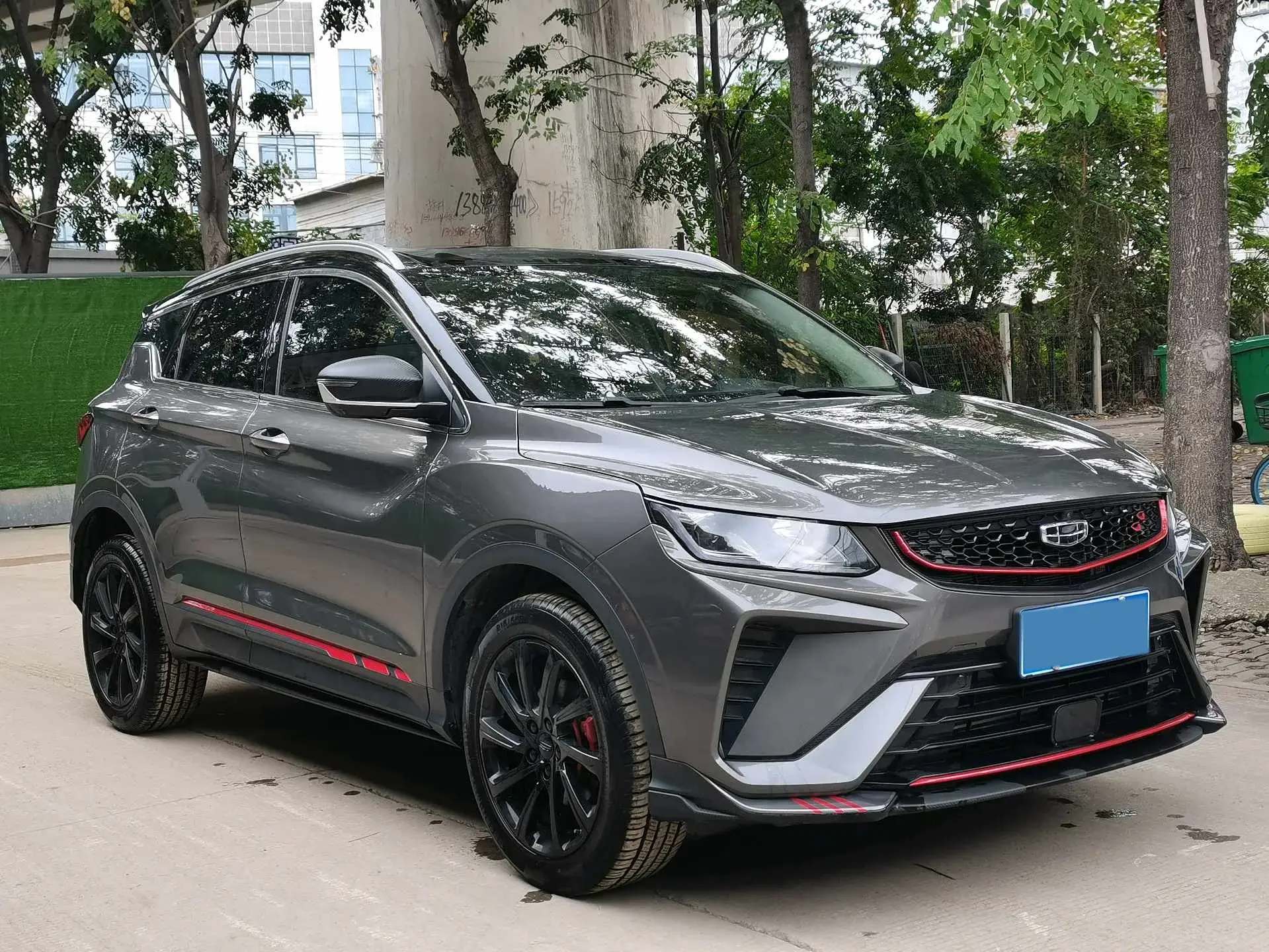 2021 GEELY COOLRAY thumbnail 2