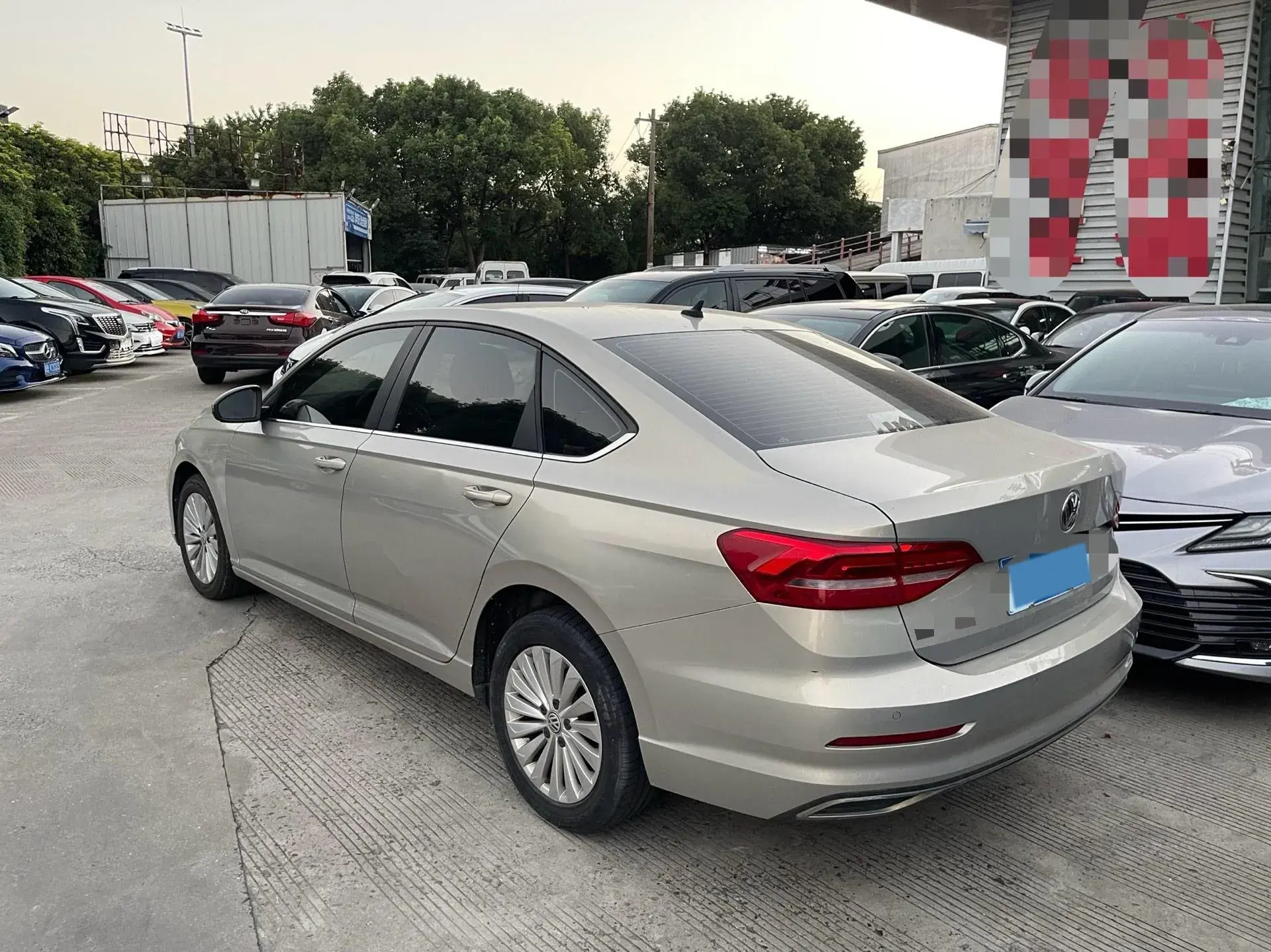 2019 VOLKSWAGEN LAVIDA thumbnail 2