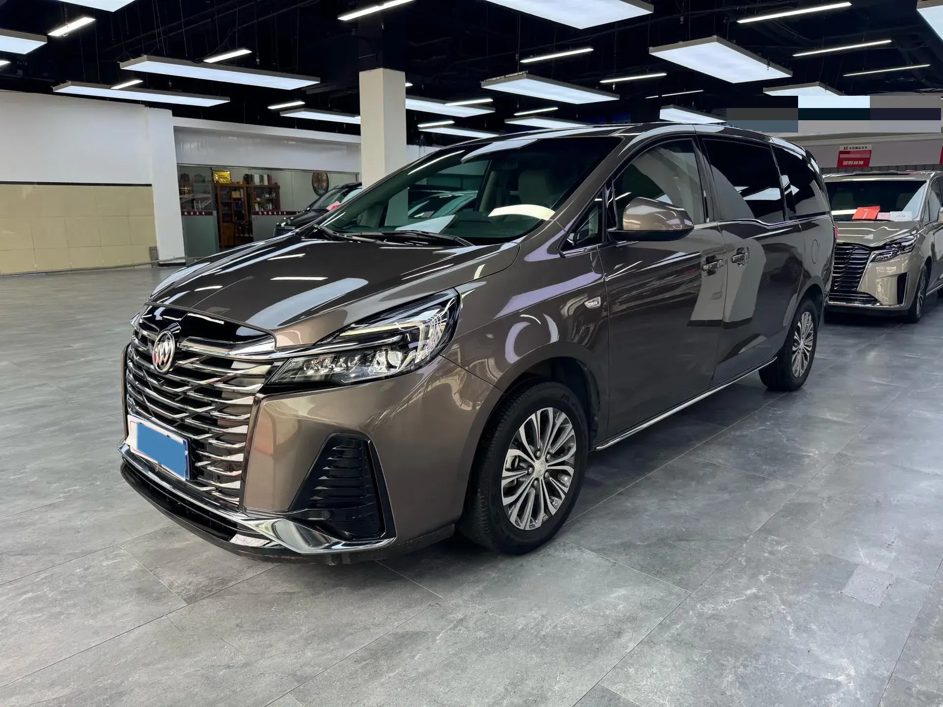 2023 BUICK GL8 view 1