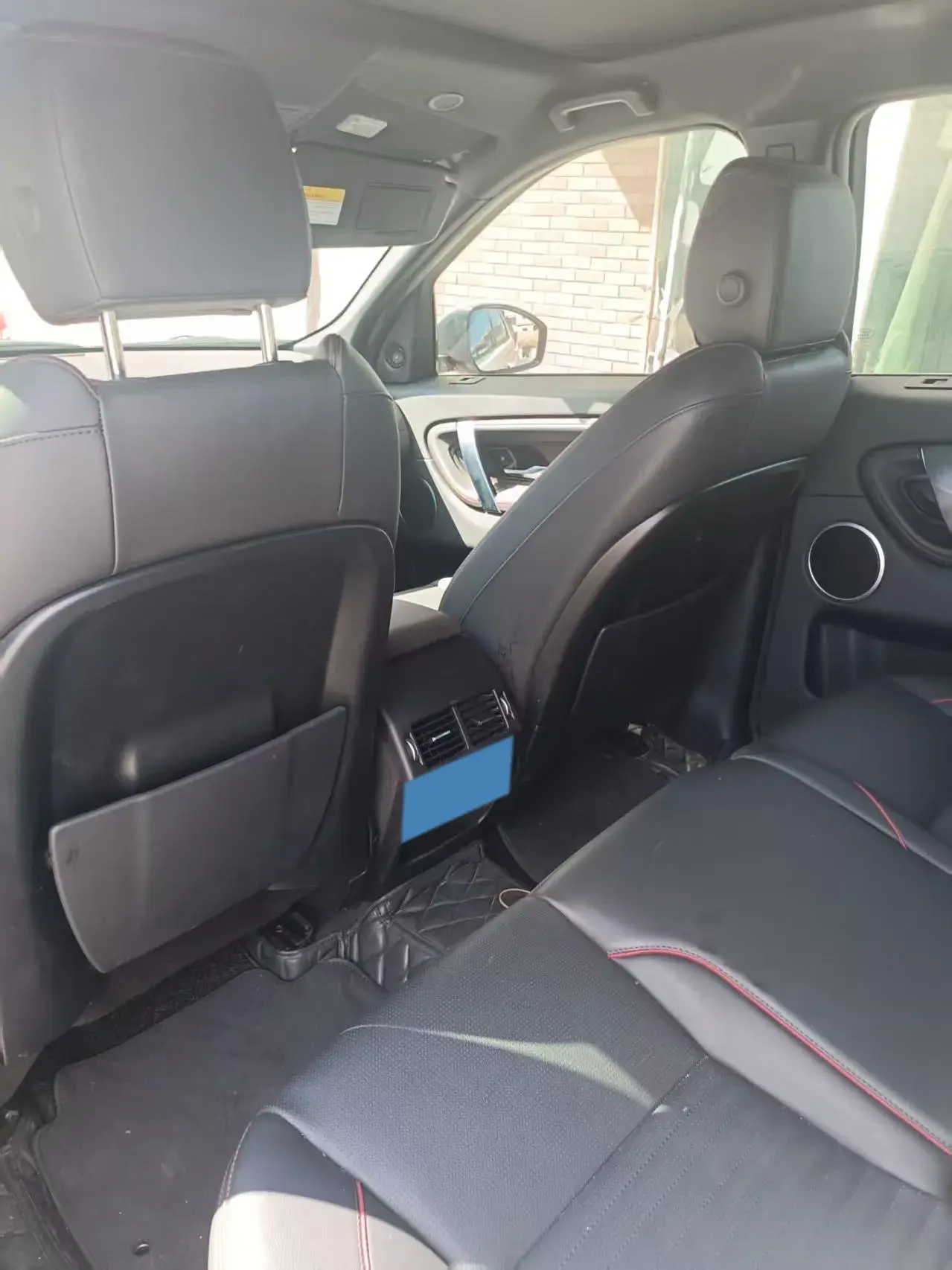 2022 LAND ROVER thumbnail 3