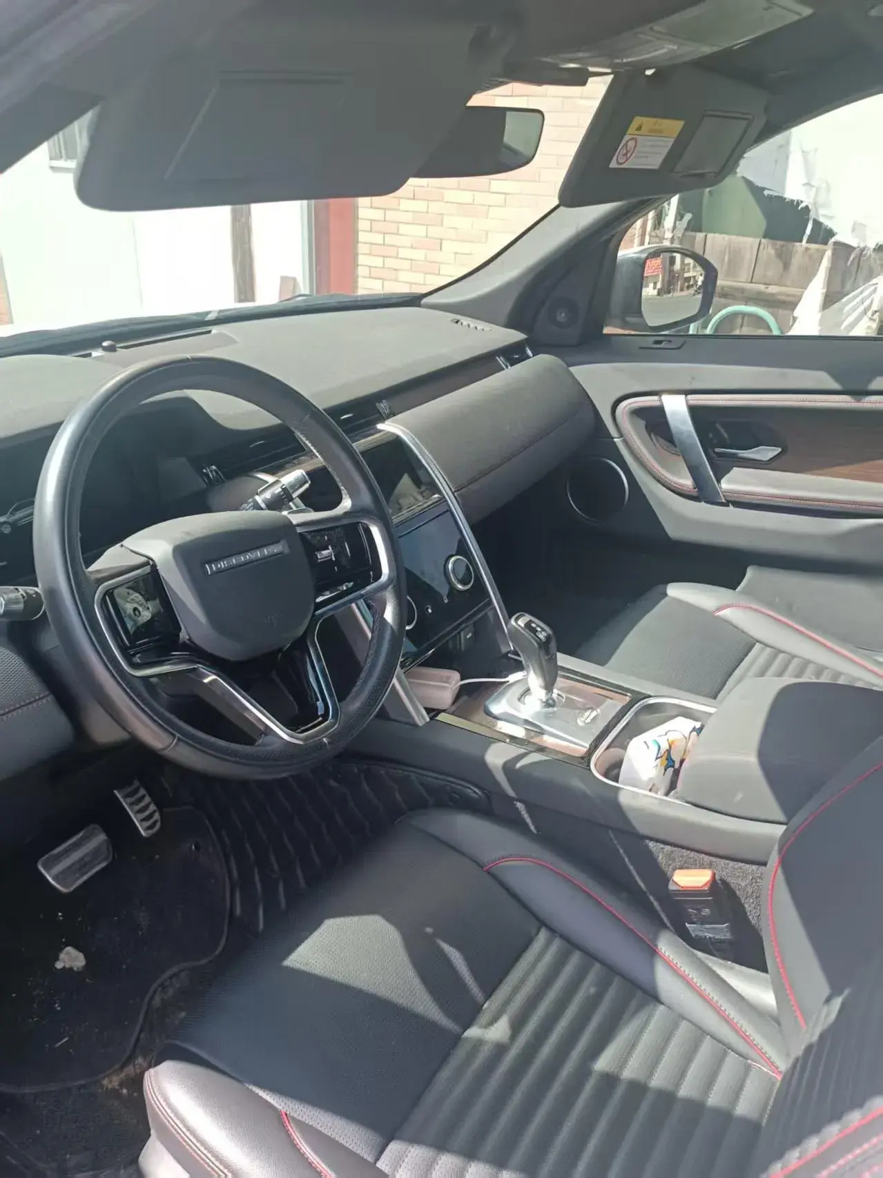 2022 LAND ROVER thumbnail 2