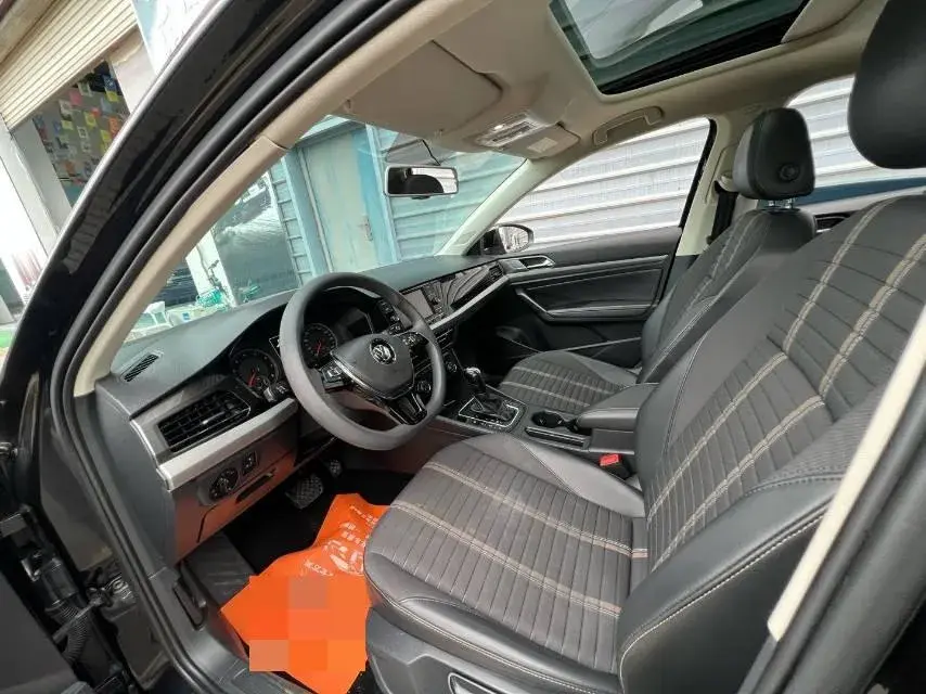 2019 VOLKSWAGEN LAVIDA thumbnail 4