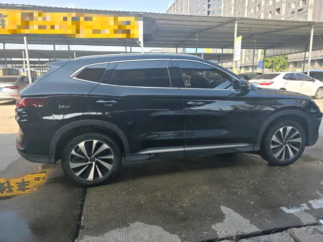 2024 BYD SONG thumbnail 3