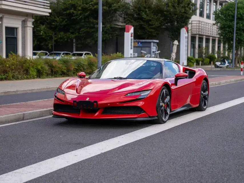 2020 Ferrari SF90 3.9T 781HP V8 8DCT PHEV 7.9KWH