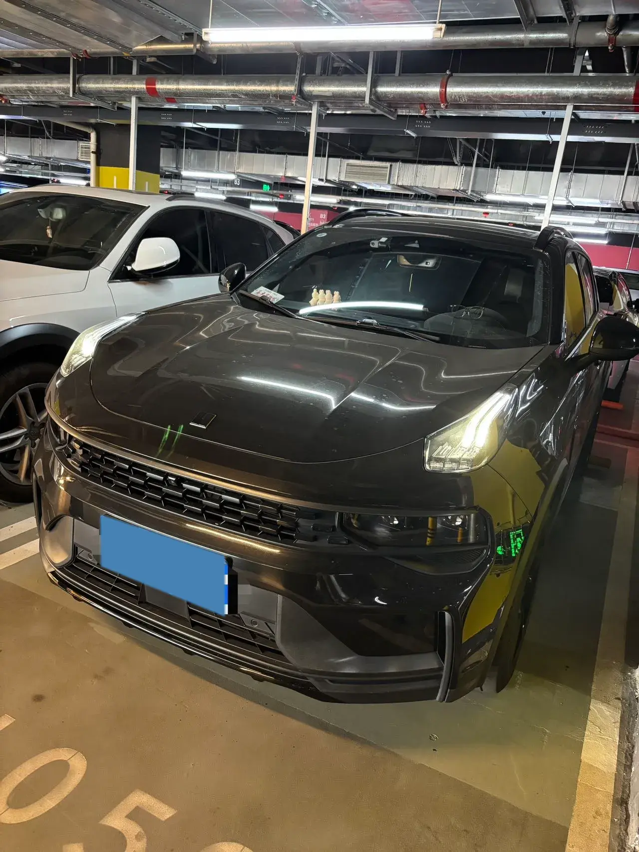 2021 LYNK&CO 01 view 1