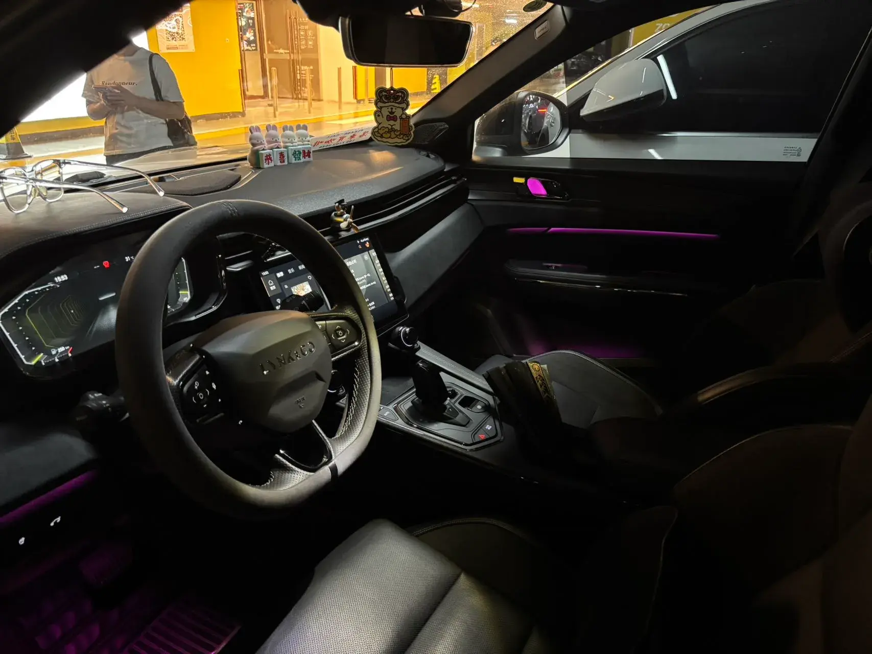 2021 LYNK&CO 01 thumbnail 3