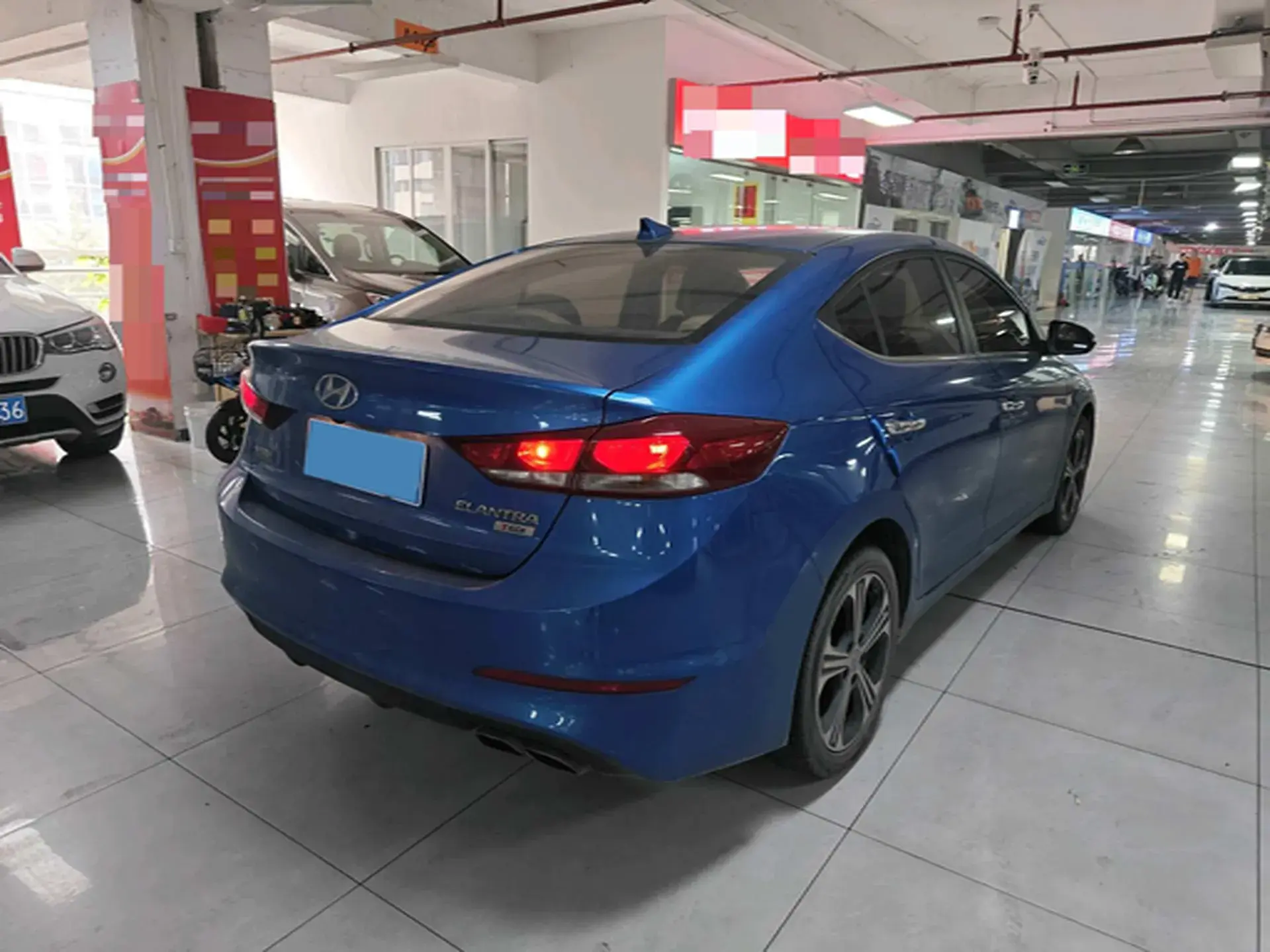 2018 HYUNDAI ELANTRA thumbnail 4