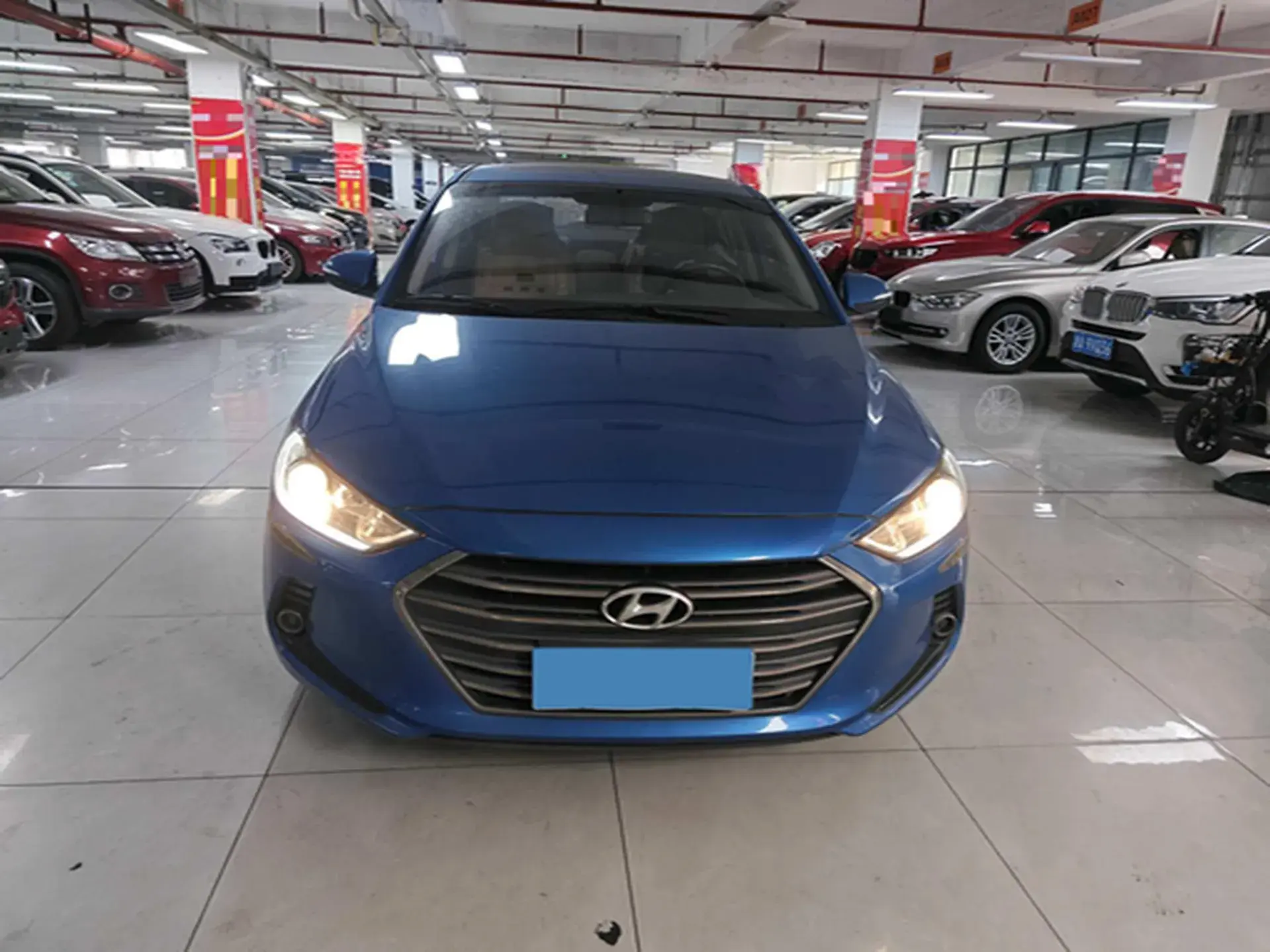2018 HYUNDAI ELANTRA thumbnail 2