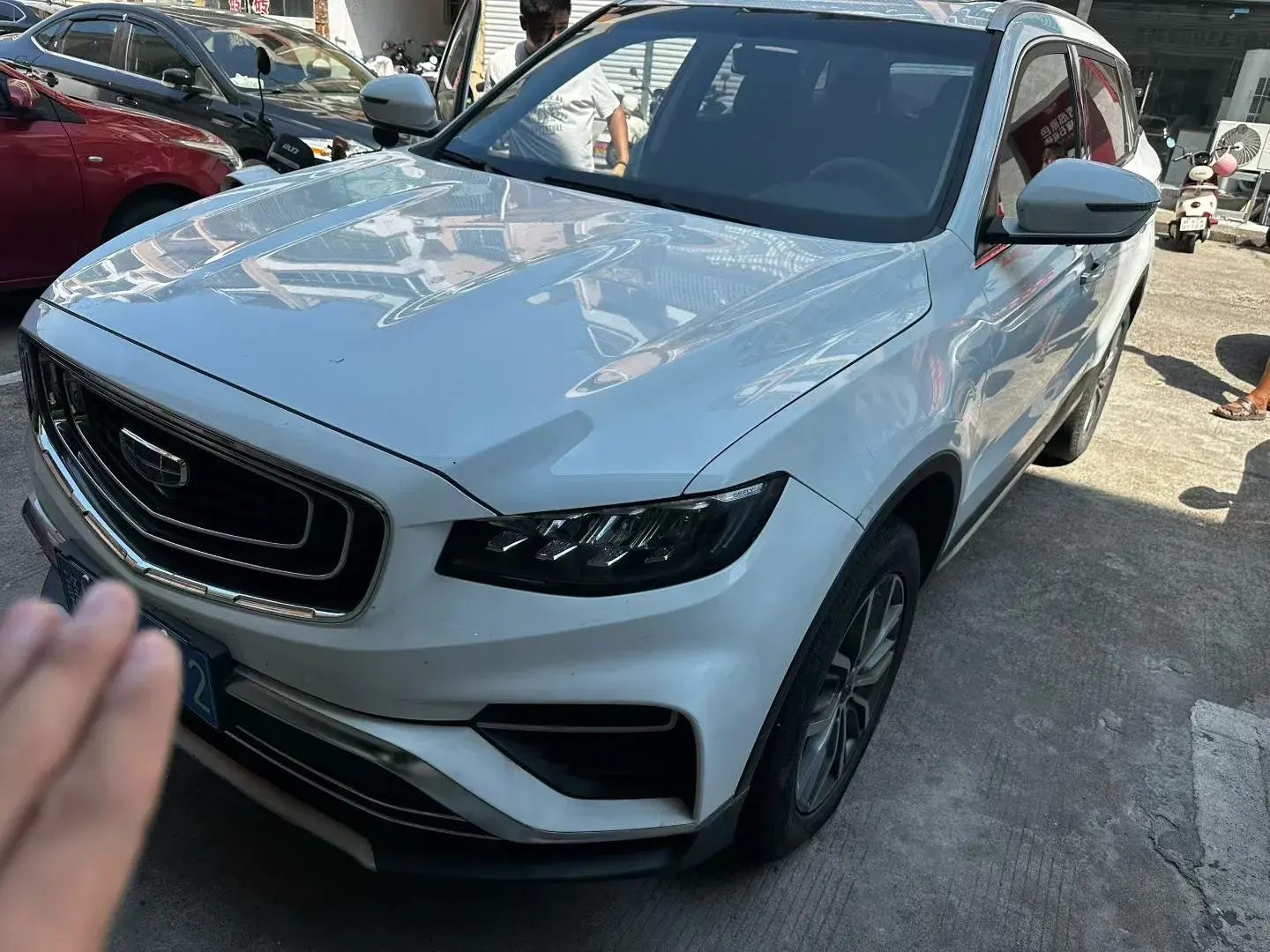 2020 GEELY AZKARRA view 1