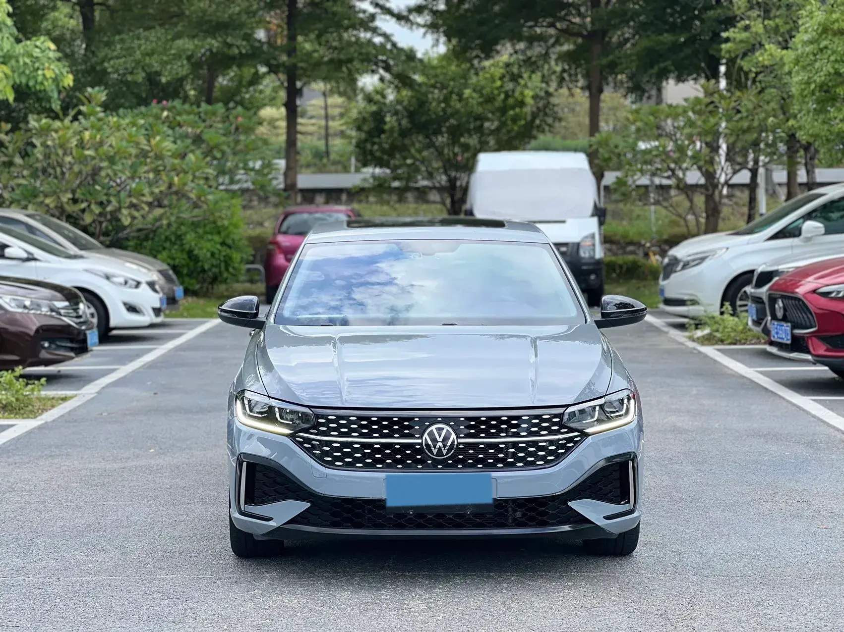 2023 VOLKSWAGEN LAVIDA thumbnail 2