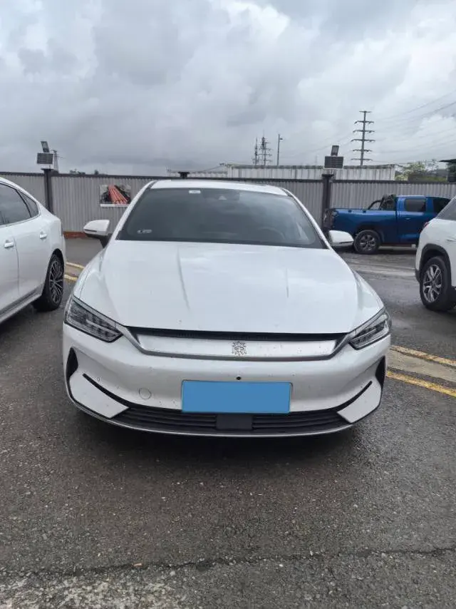 2021 BYD QIN thumbnail 2