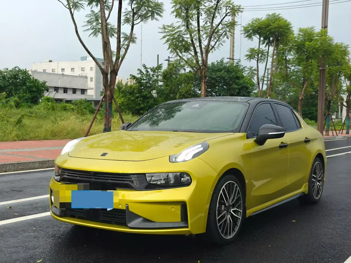 2022 LYNK&CO 03 view 1