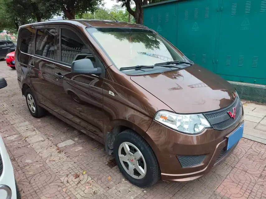 2018 WULING HONGGUANG thumbnail 2