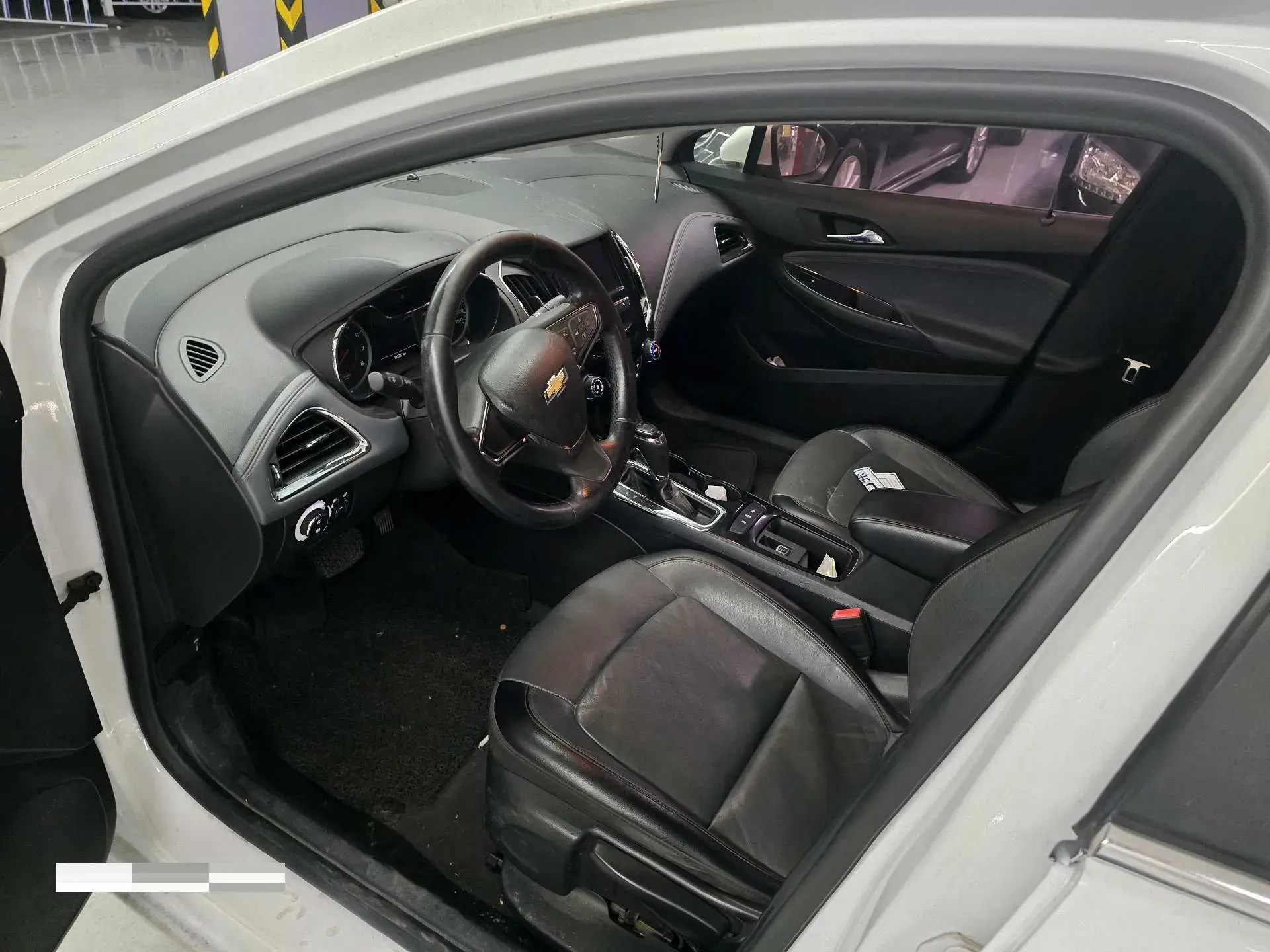 2018 CHEVROLET CRUZE thumbnail 3