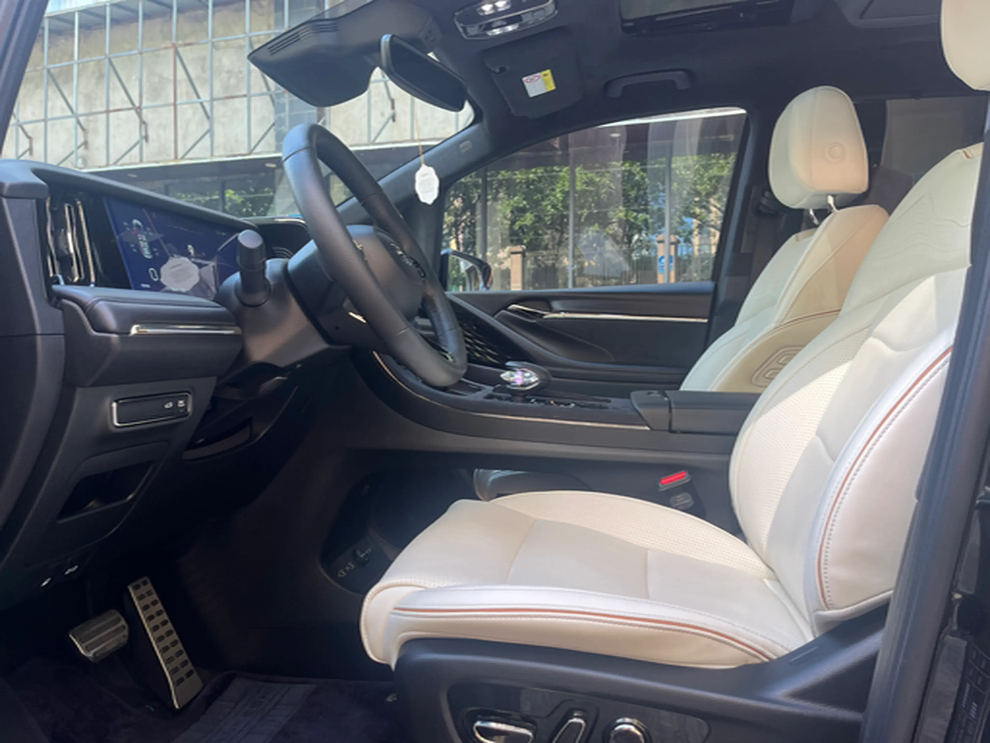 2023 GAC TRUMPCHI thumbnail 4