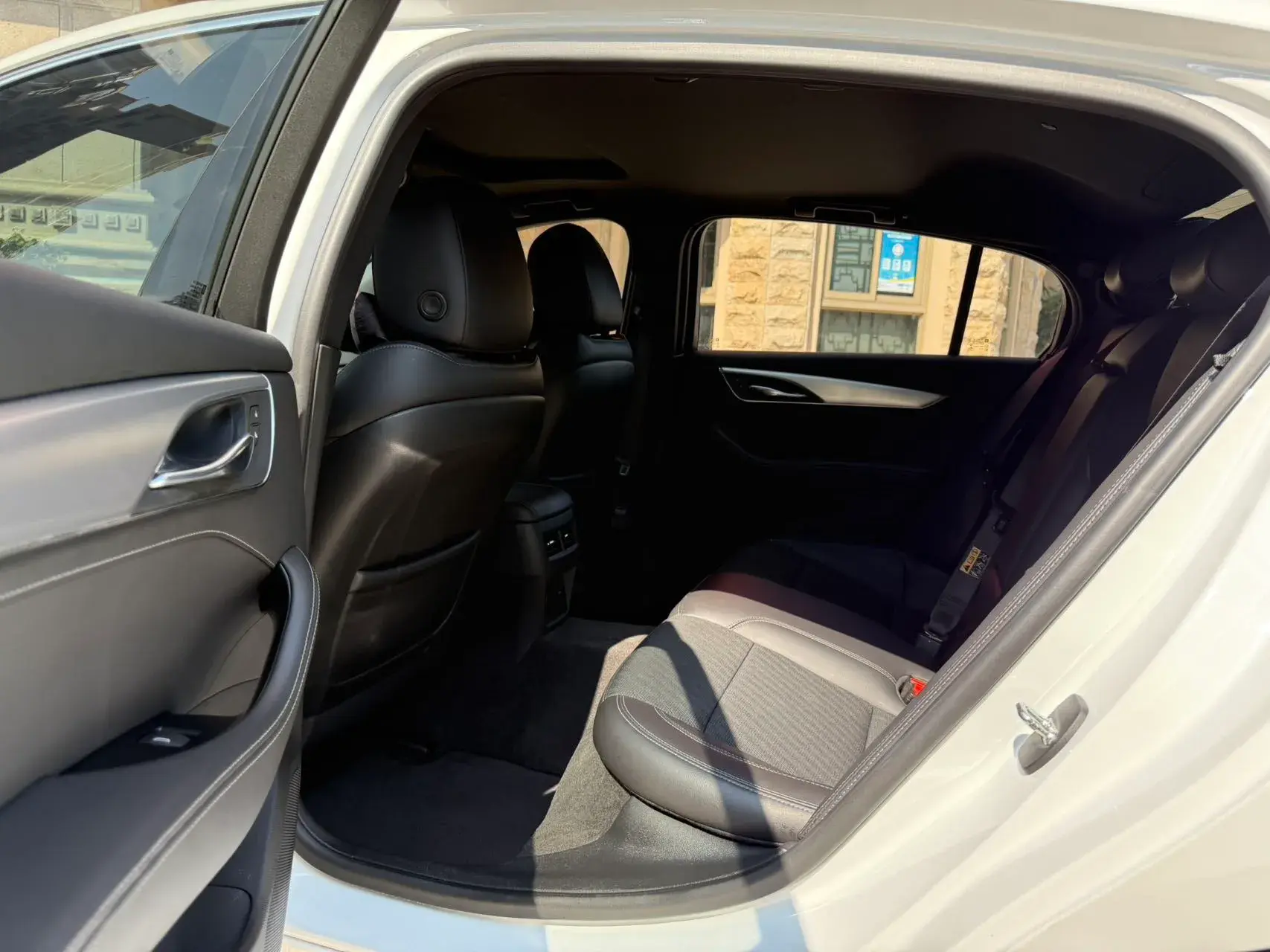 2022 CADILLAC CT5 thumbnail 4