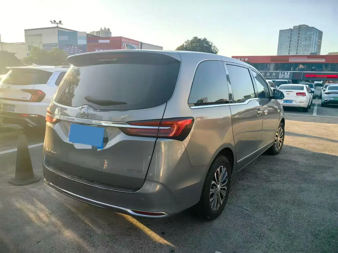 2021 BUICK GL8 thumbnail 4