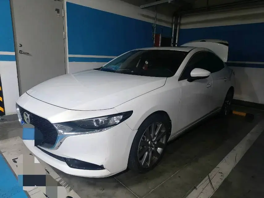 2020 Mazda 3 Axela 2.0L 158HP L4 6AT