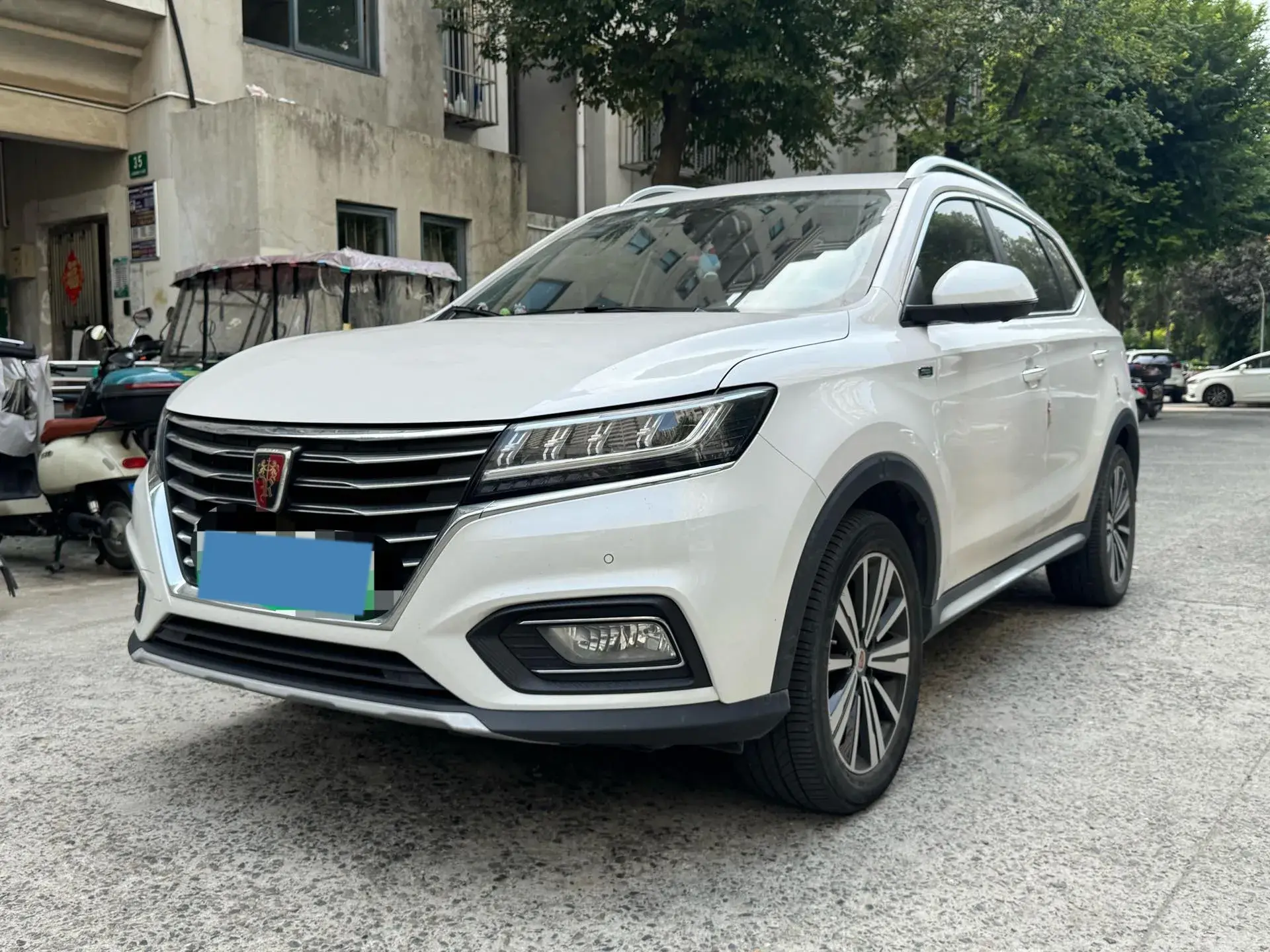 2019 ROEWE RX5 view 1