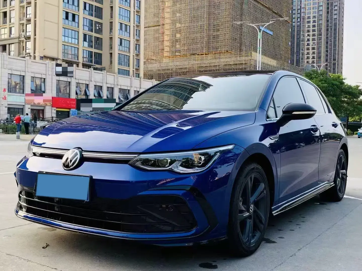 2021 VOLKSWAGEN GOLF view 1