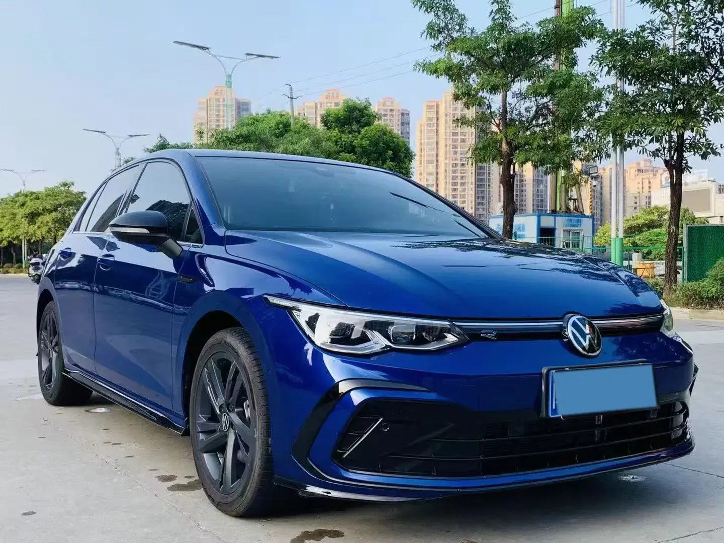 2021 VOLKSWAGEN GOLF thumbnail 2