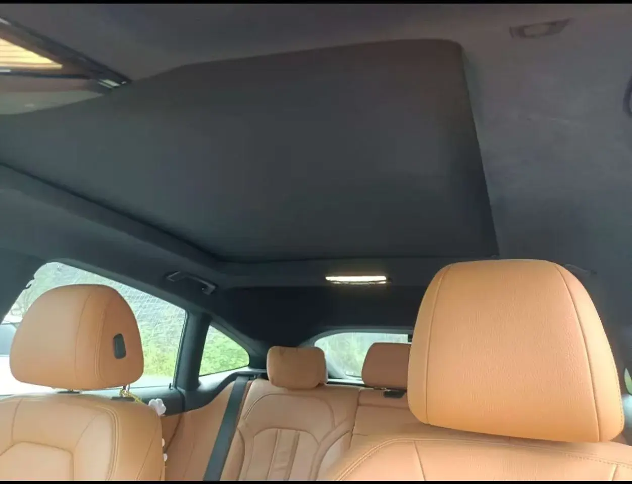 2021 BMW 6 thumbnail 3