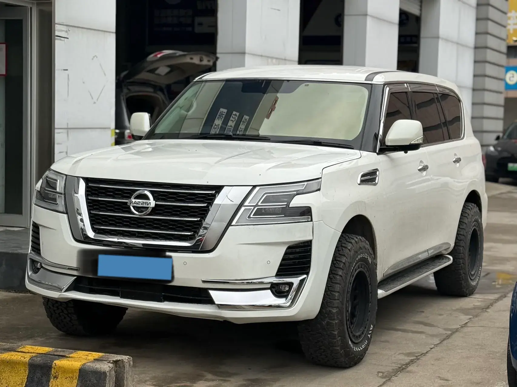 2020 NISSAN TERRA view 1