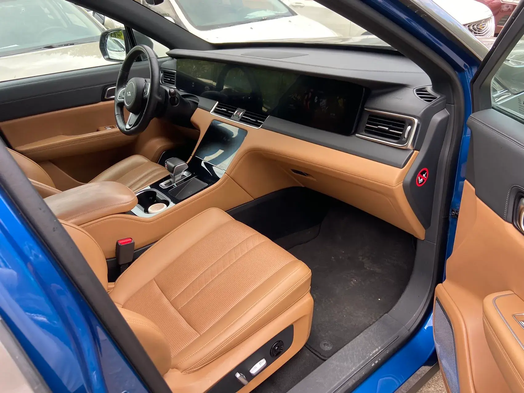 2020 LI ONE thumbnail 4