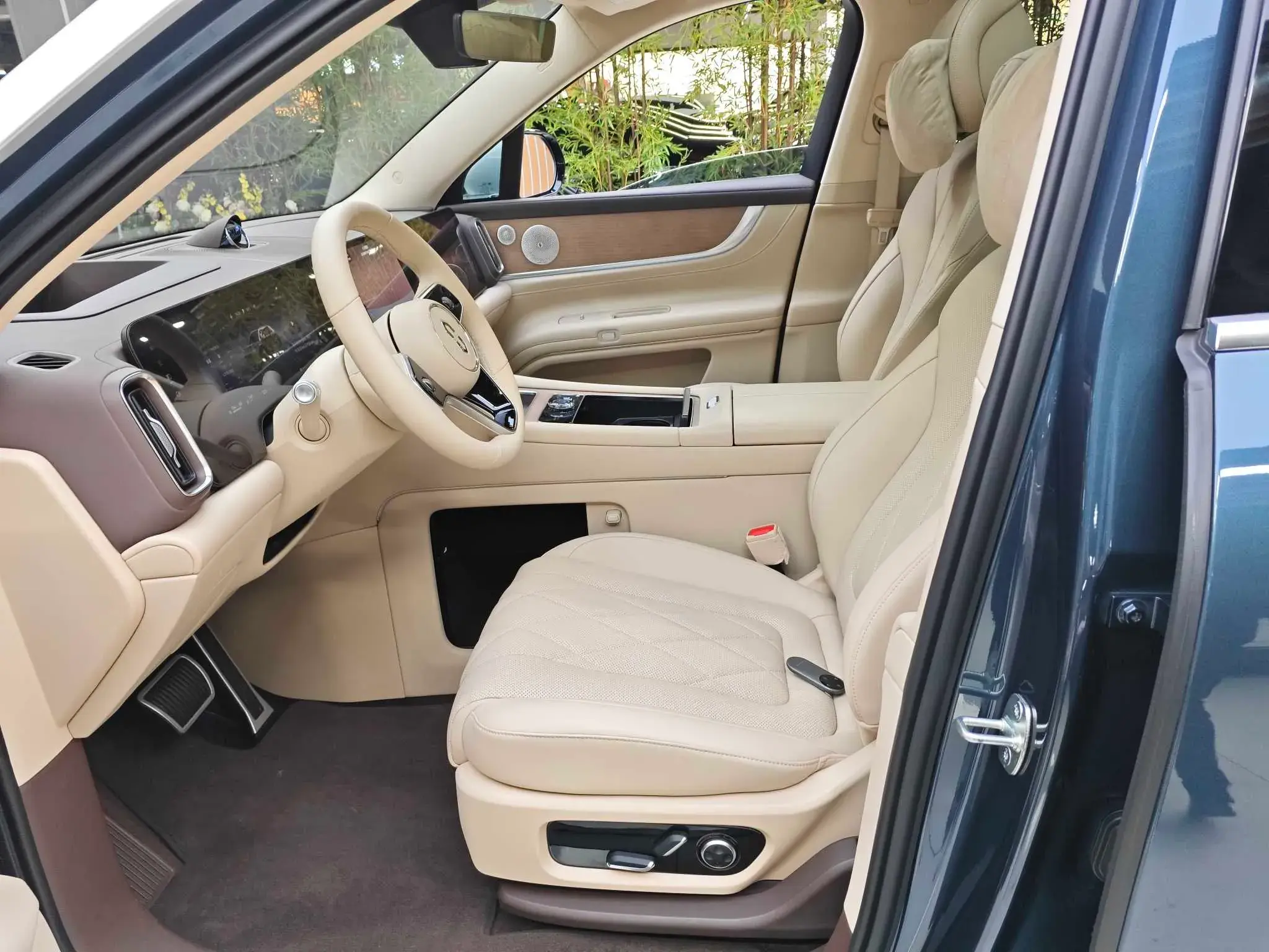 2024 HIMA AITO thumbnail 3