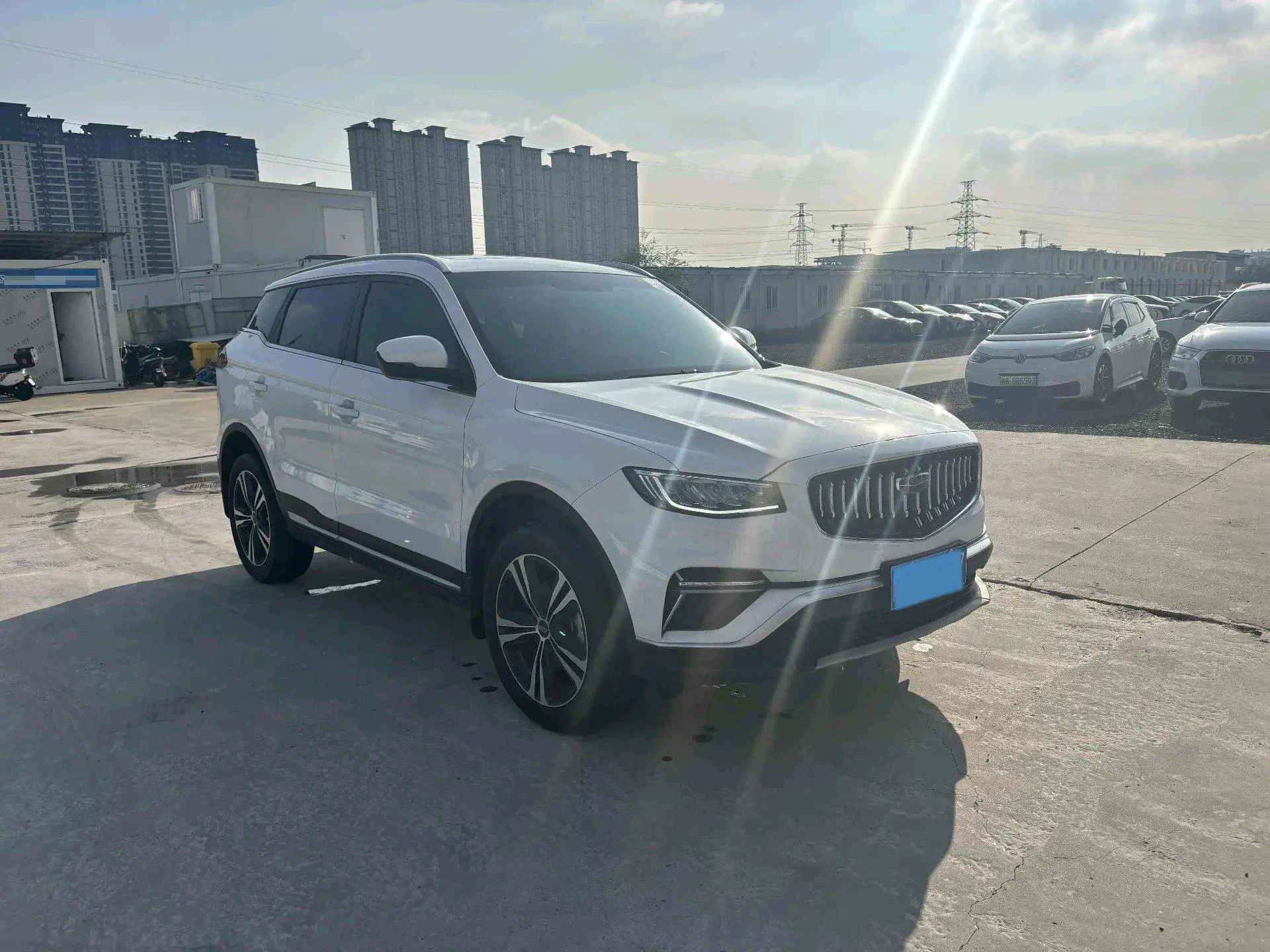 2022 GEELY AZKARRA thumbnail 2