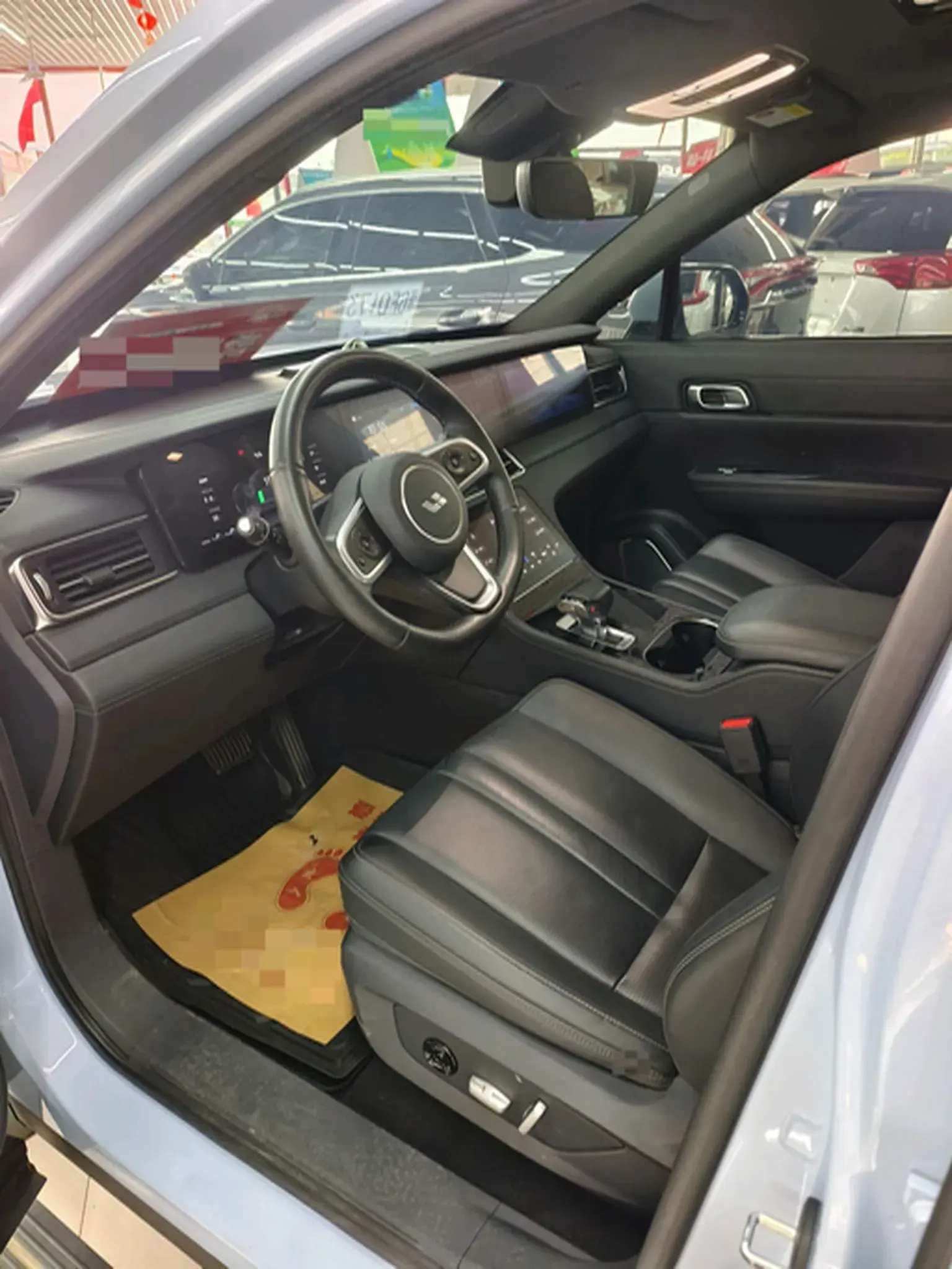 2020 LI ONE thumbnail 4