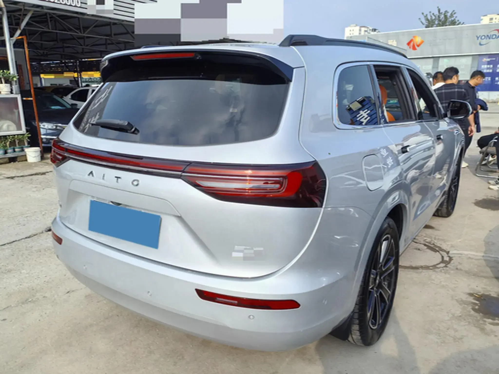 2024 AITO AITO thumbnail 4