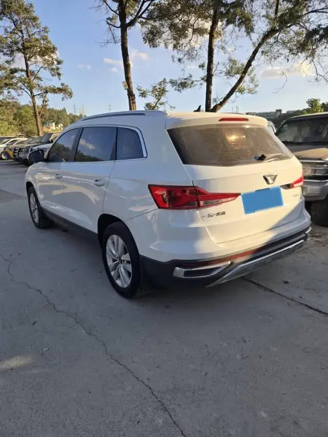 2021 JETTA VS7 thumbnail 4